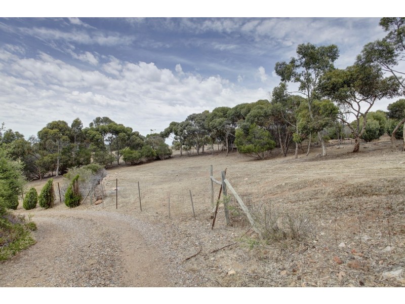 22-32 Howard Avenue, Boston SA 5607