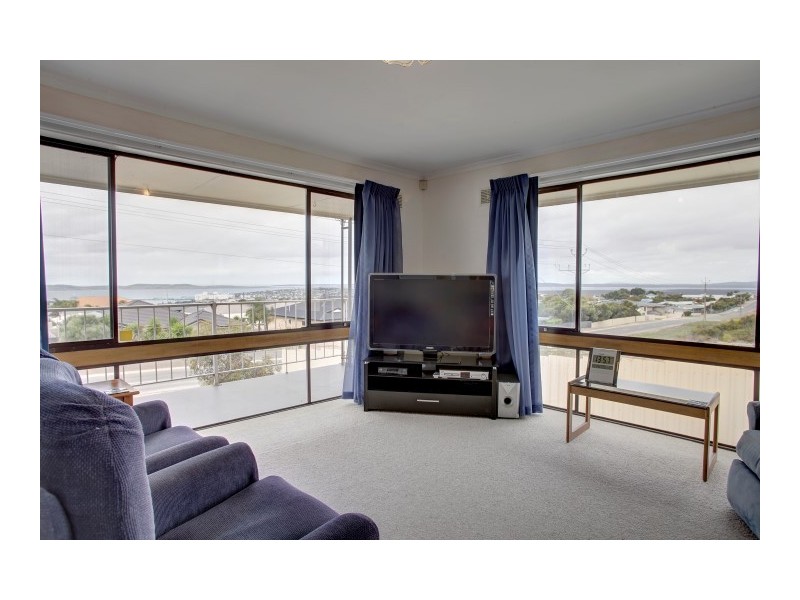 61 Kurara Road, Port Lincoln SA 5606