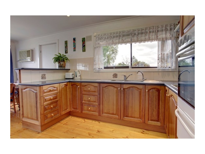 61 Kurara Road, Port Lincoln SA 5606