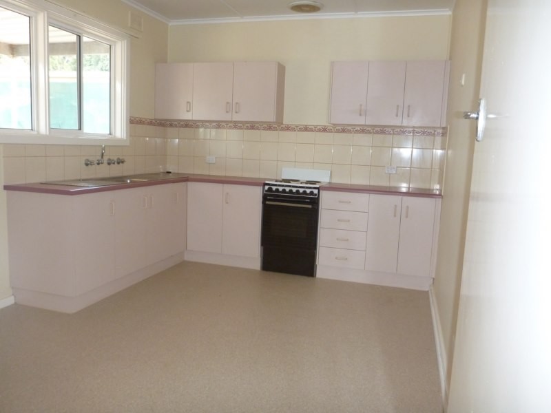 6 Sims Crescent, Cleve SA 5640