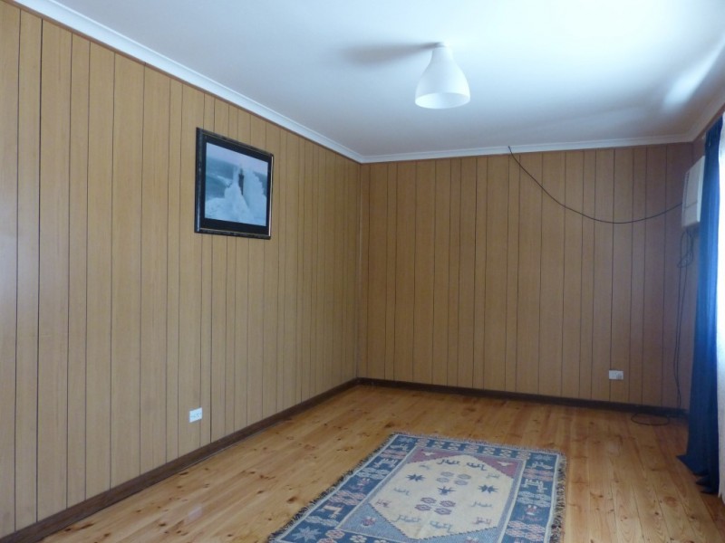 6 Mueller Street, Ceduna SA 5690