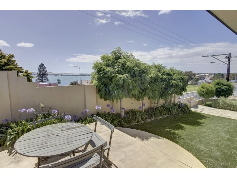 11 Gloucester Terrace, Port Lincoln SA 5606