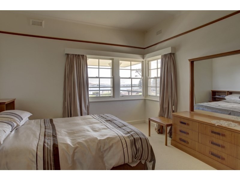 11 Gloucester Terrace, Port Lincoln SA 5606