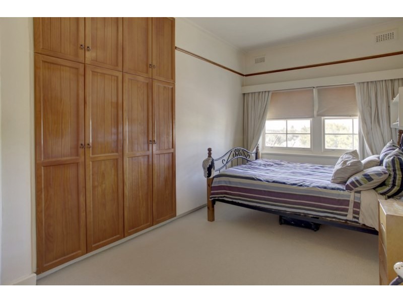 11 Gloucester Terrace, Port Lincoln SA 5606