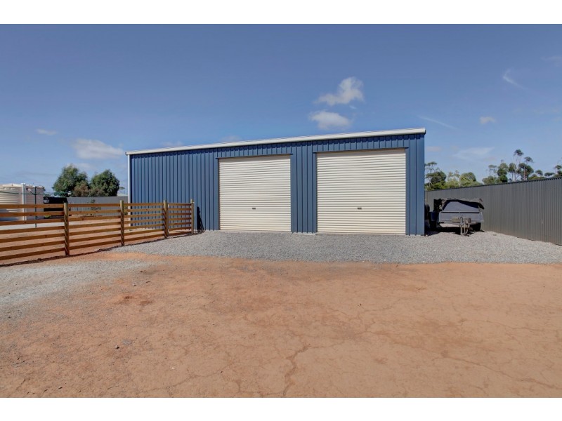 7 Benjamin Road, Poonindie SA 5607