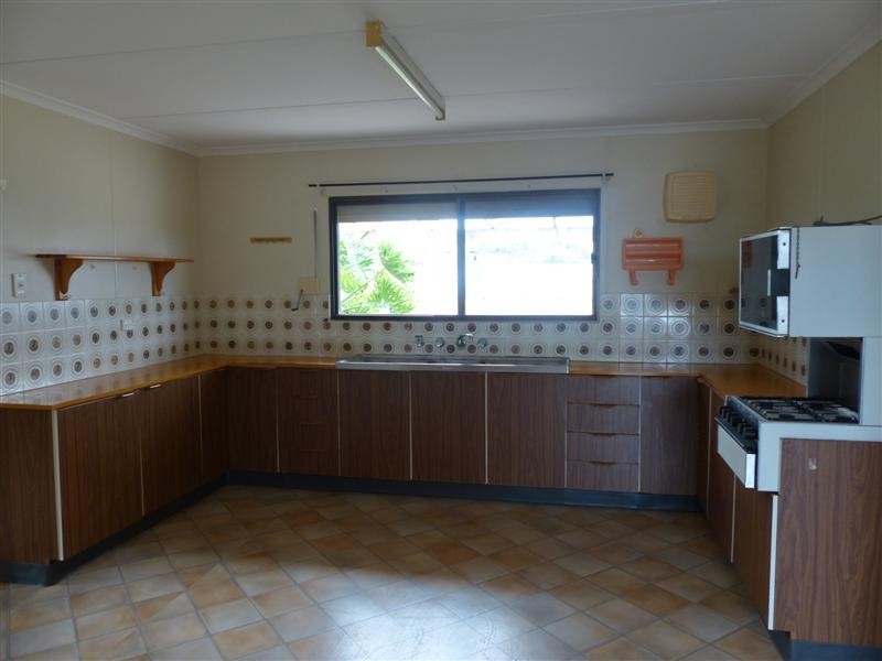 17 Railway Tce, THEVENARD, Ceduna SA 5690