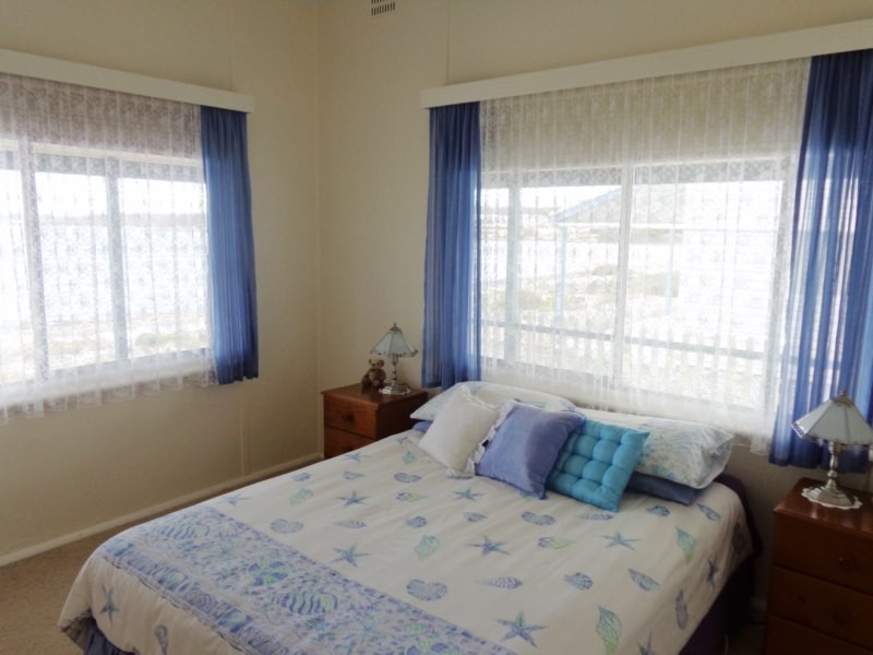 469 Starfish Lane, Mount Dutton Bay SA 5607