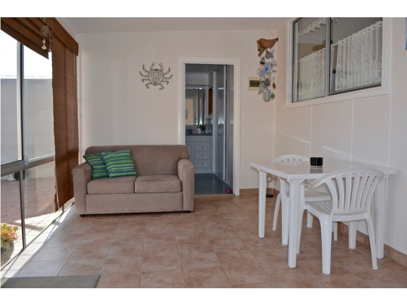 469 Starfish Lane, Mount Dutton Bay SA 5607