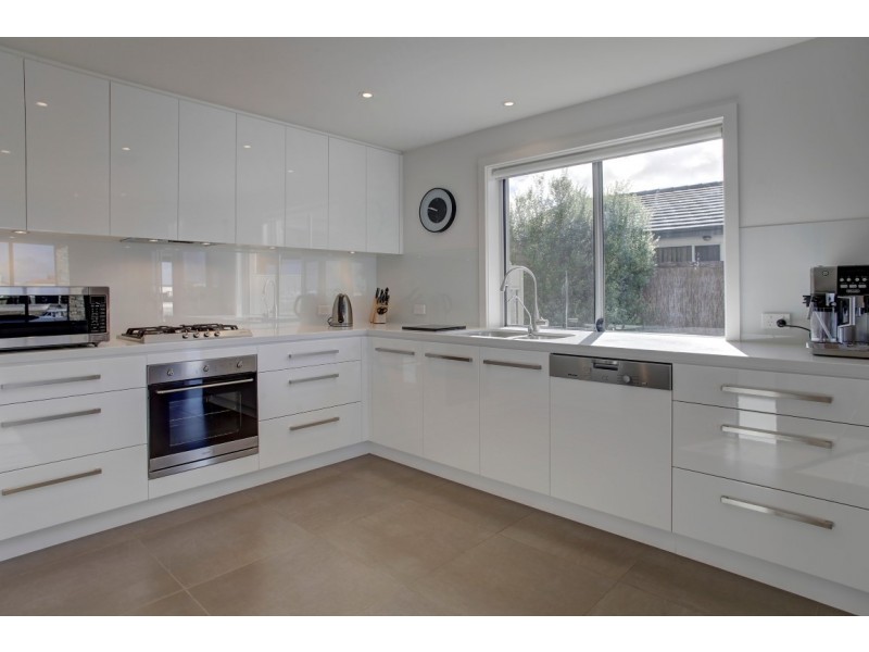 9 Calais Avenue, Port Lincoln SA 5606