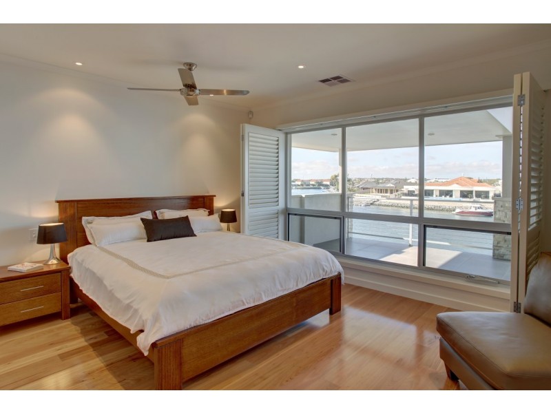 9 Calais Avenue, Port Lincoln SA 5606