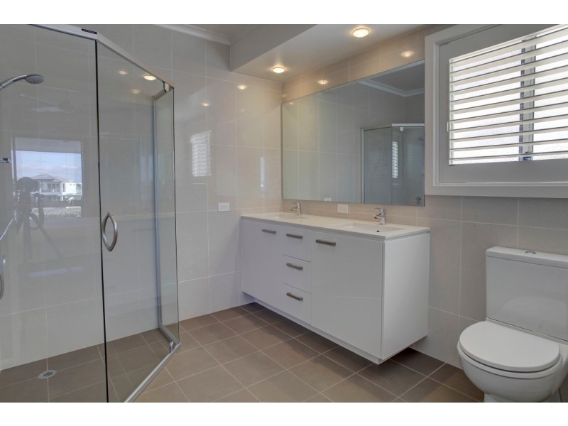 9 Calais Avenue, Port Lincoln SA 5606