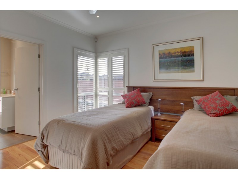 9 Calais Avenue, Port Lincoln SA 5606