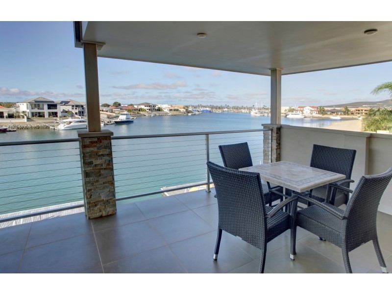 9 Calais Avenue, Port Lincoln SA 5606