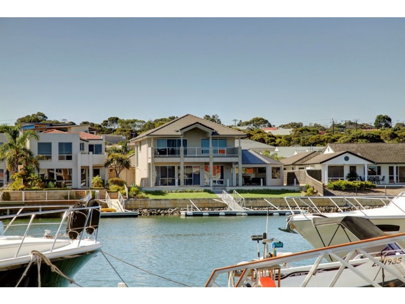 9 Calais Avenue, Port Lincoln SA 5606