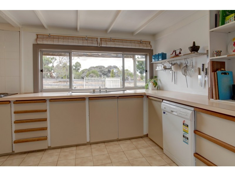 2338 Flinders Highway, Port Lincoln SA 5606