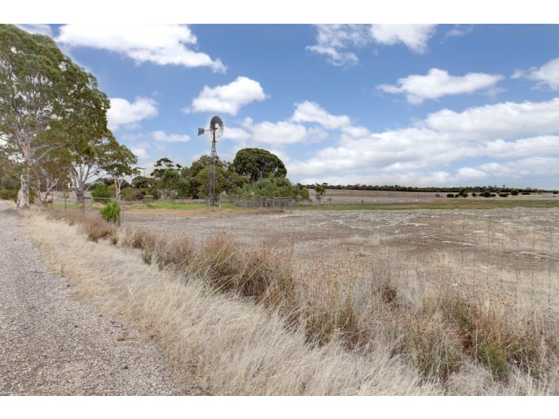 2338 Flinders Highway, Port Lincoln SA 5606