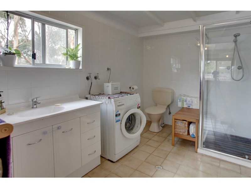 2338 Flinders Highway, Port Lincoln SA 5606