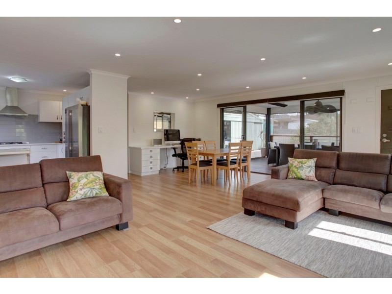 37 Breton Pl, Port Lincoln SA 5606