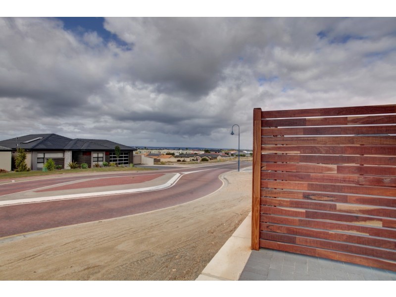 11 Windamere Crescent, Port Lincoln SA 5606