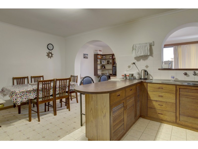 10 Roxanne Street, Port Lincoln SA 5606