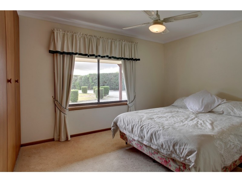 222 – 223 Second Street, Wangary SA 5607