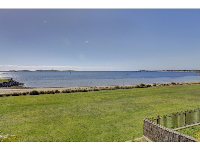 2/20 South Point Drive, Port Lincoln SA 5606