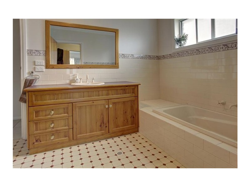 73 Wavell Road, Port Lincoln SA 5606