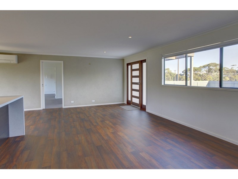 1089-1091 Lincoln Highway (Corner of Murray Road), Port Lincoln SA 5606