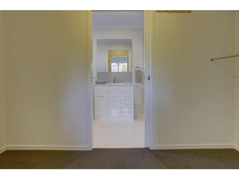 1089-1091 Lincoln Highway (Corner of Murray Road), Port Lincoln SA 5606