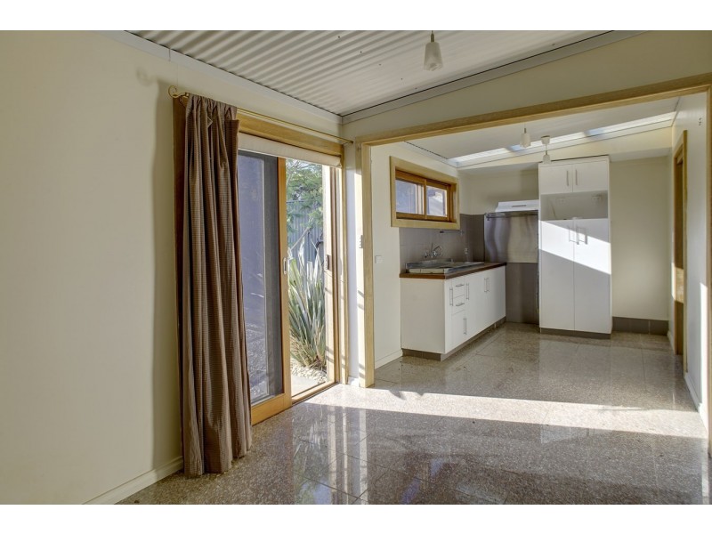 1089-1091 Lincoln Highway (Corner of Murray Road), Port Lincoln SA 5606