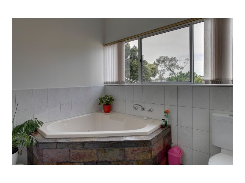 3 Roxby Road, Port Lincoln SA 5606