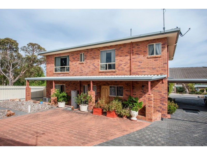 11 Pine Crescent, Coffin Bay SA 5607