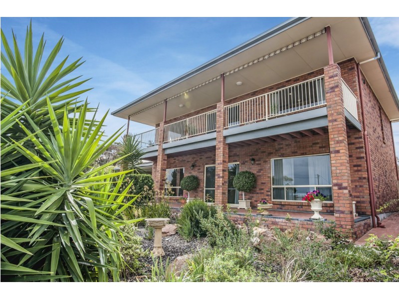 11 Pine Crescent, Coffin Bay SA 5607