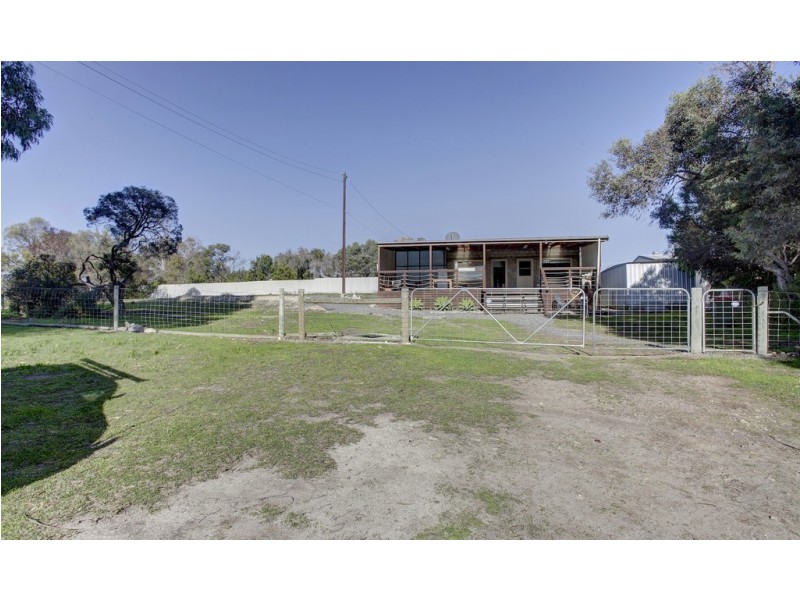 147 Esplanade, Coffin Bay SA 5607