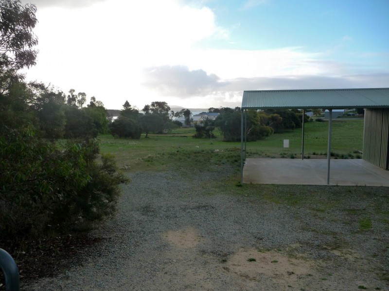 10 Brigette Avenue, Coffin Bay SA 5607