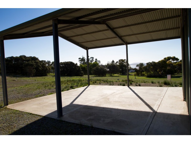 10 Brigette Avenue, Coffin Bay SA 5607