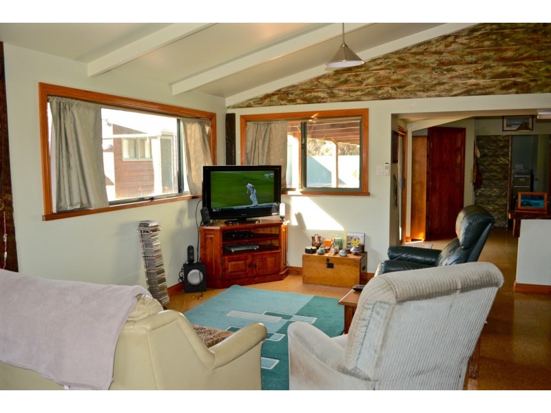 71 Greenly Ave, Coffin Bay SA 5607