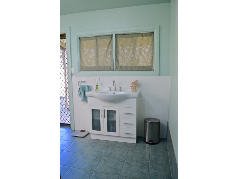 71 Greenly Ave, Coffin Bay SA 5607