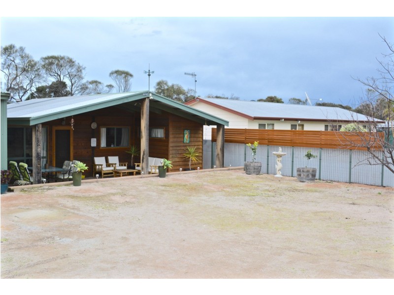 71 Greenly Ave, Coffin Bay SA 5607