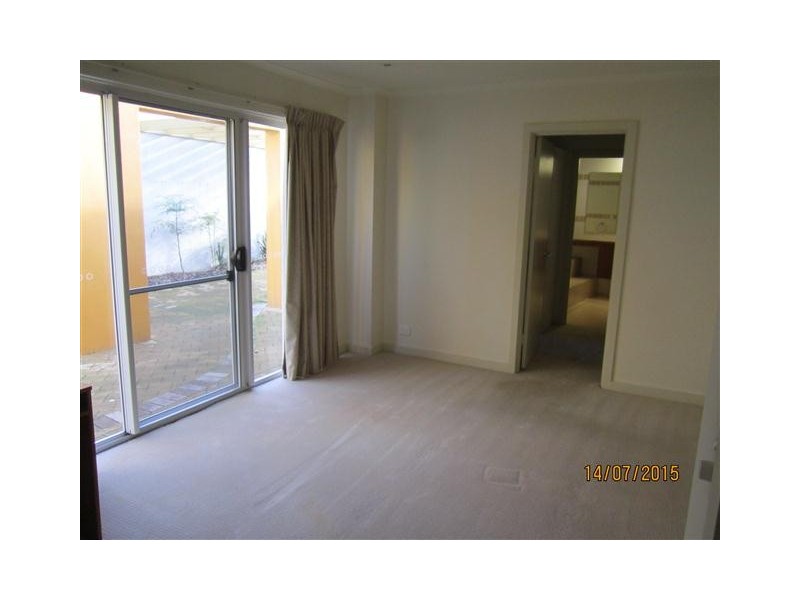 5/4 Sandy Point Drive, Port Lincoln SA 5606