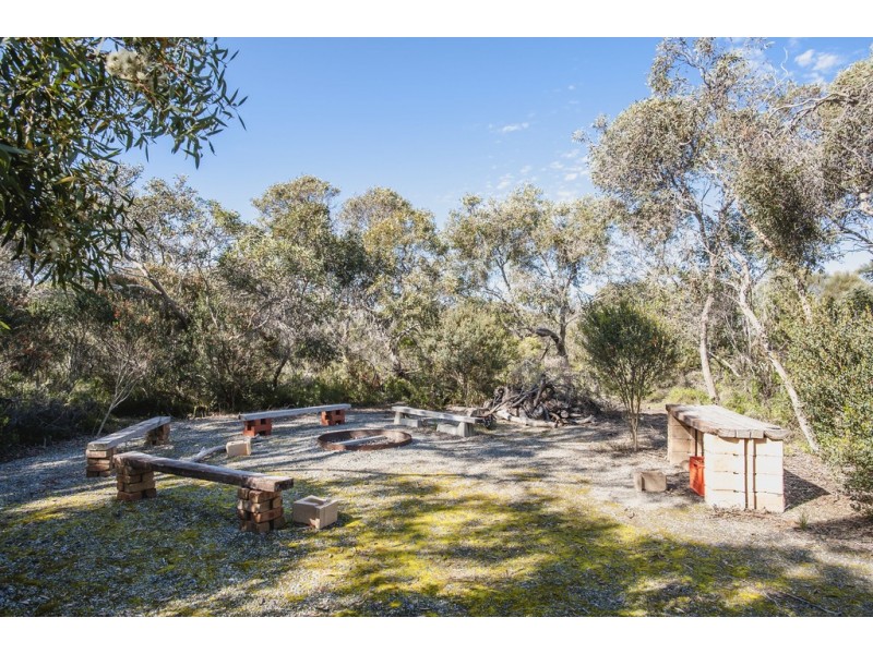 39-43 Long Beach Road, Coffin Bay SA 5607