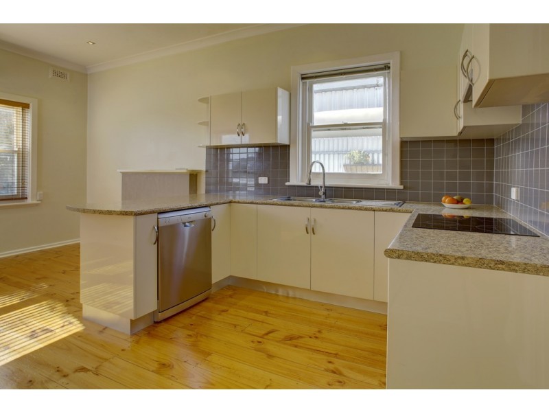 62 London Street, Port Lincoln SA 5606