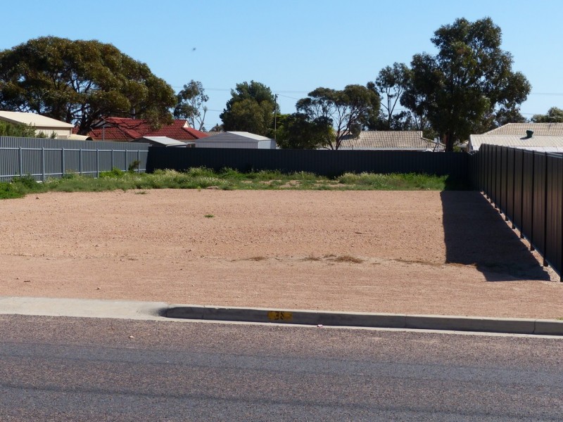 38 Collins Street, Ceduna SA 5690
