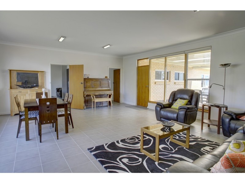 27-29 Wallis Street, Port Neill SA 5604