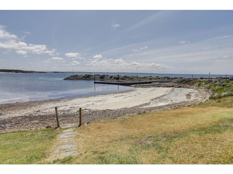 27 Cape Burr Road, Port Neill SA 5604