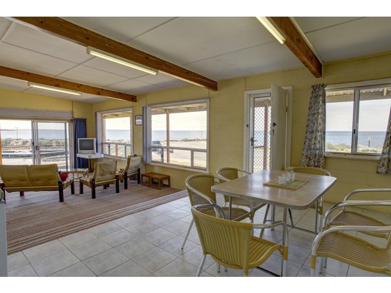 27 Cape Burr Road, Port Neill SA 5604