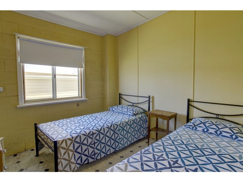 27 Cape Burr Road, Port Neill SA 5604