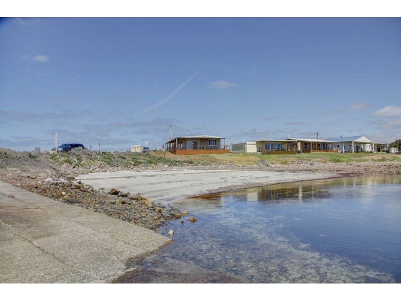 27 Cape Burr Road, Port Neill SA 5604