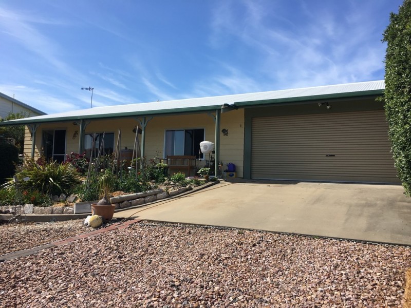 7 Brigette Ave, Coffin Bay SA 5607