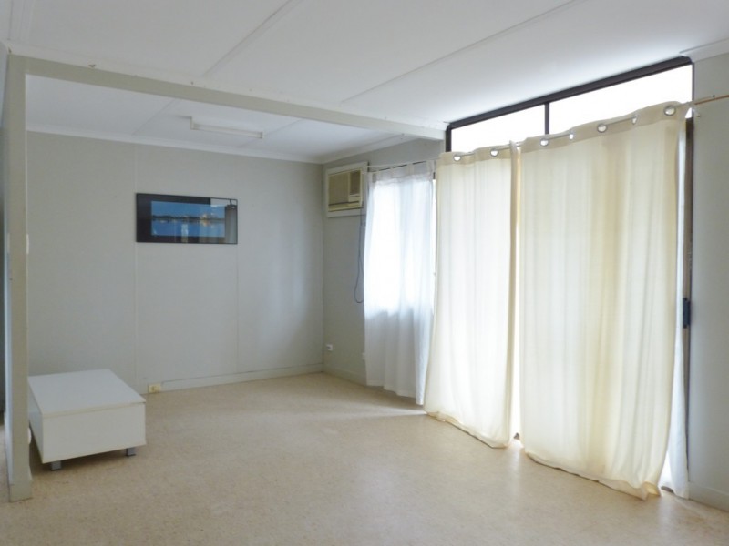 Unit 2/3 Lambeff Street, Ceduna SA 5690